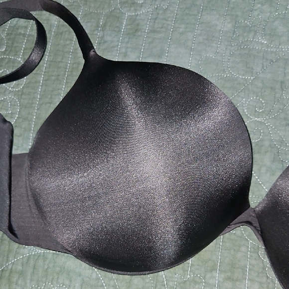 Skims Black Bra - Picture 10 of 11